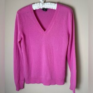 Lord & Taylor 100% Cashmere Cozy Pink V-Neck Sweater Size M